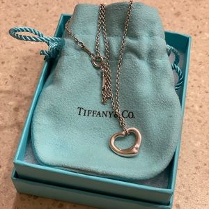 Elsa Peretti
Open Heart Pendant